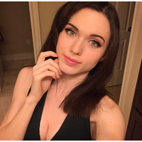 amouranth - BThWatIDZEn-7C3gdzeP-8LFkLabs.jpg